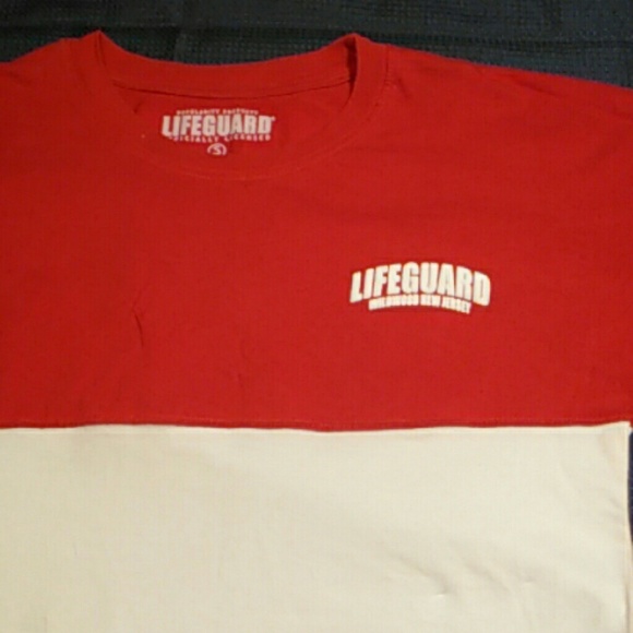 Lifeguard Wildwood New Jersey shirt - Picture 3 of 4